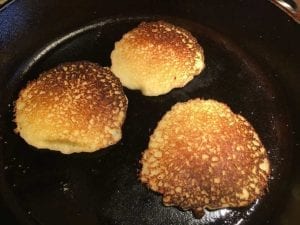 Flipping hoecakes to second side
