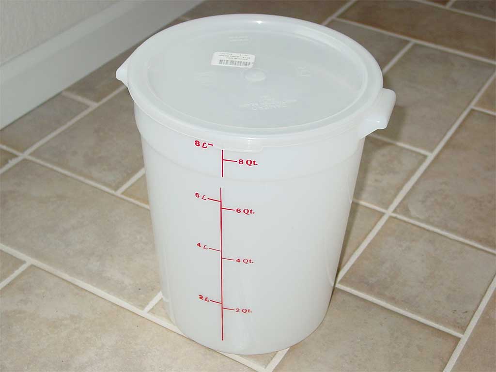 1 Liter Round Plastic Bucket With Lid Food Grade Polypropylene